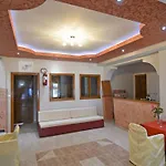 Hotel Agali 2*